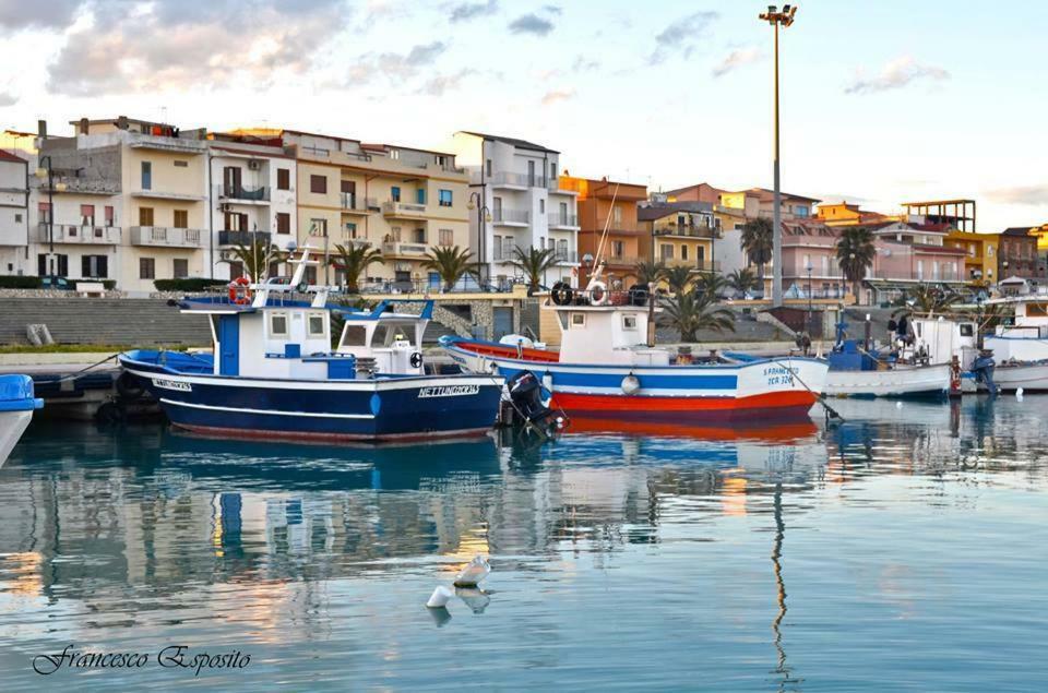 Вилла Climatizzato In Centro A 100M Dal Mare Чиро-Марина Экстерьер фото